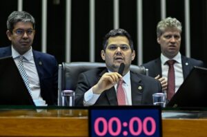 Alcolumbre cria CPMI do INSS