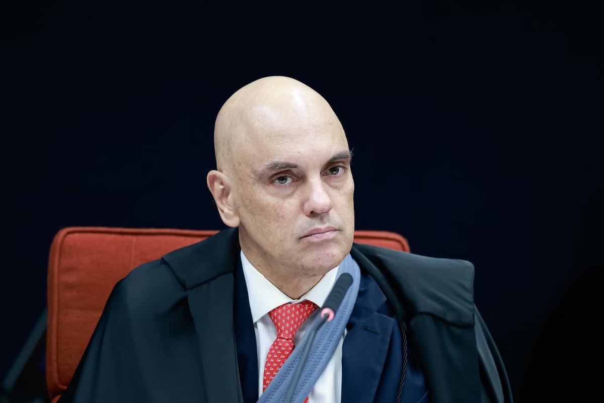 Alexandre de Moraes exige preservação de vídeos e laudos da megaoperação na Penha e no Alemão