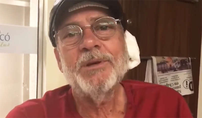 Ex-deputado é morto a facadas pelo filho