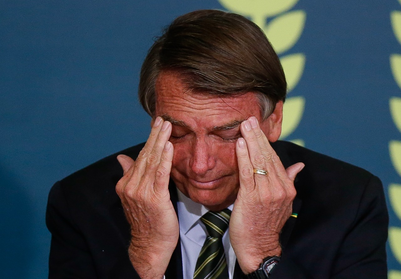 STF tem maioria para manter pena de 27 anos a Bolsonaro