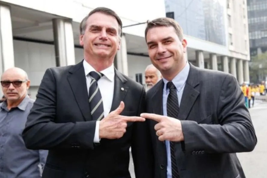 Flávio Bolsonaro escolhido pelo pai para Presidência em 2026