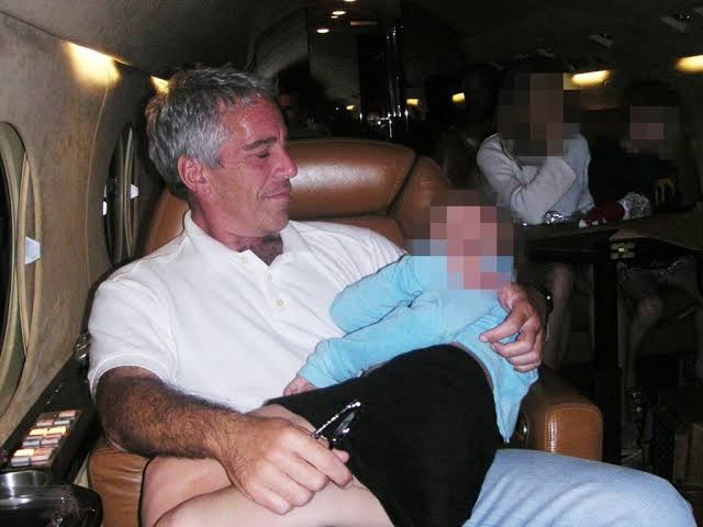Novas fotos de celebridades ao lado de Jeffrey Epstein