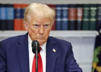 Donald Trump critica Otan após recusa de apoio militar no Estreito de Ormuz