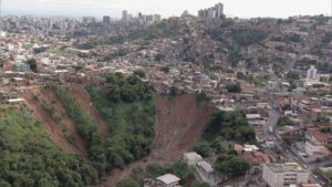 Belo Horizonte entra em alerta de risco geológico