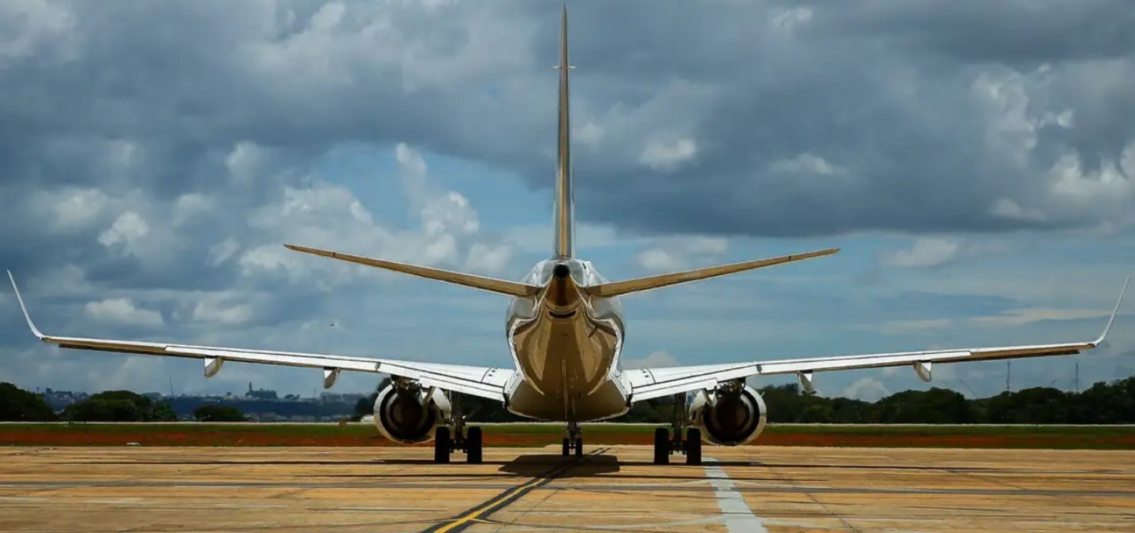 Governo zera imposto sobre querosene de aviação