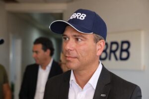 Operação apura esquema envolvendo BRB, PicPay e ex-integrantes do governo do DF
