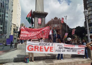 Greve dos professores da rede municipal de BH termina após 45 dias