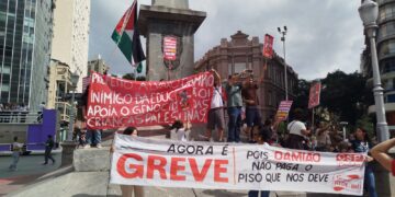Greve dos professores da rede municipal de BH termina após 45 dias