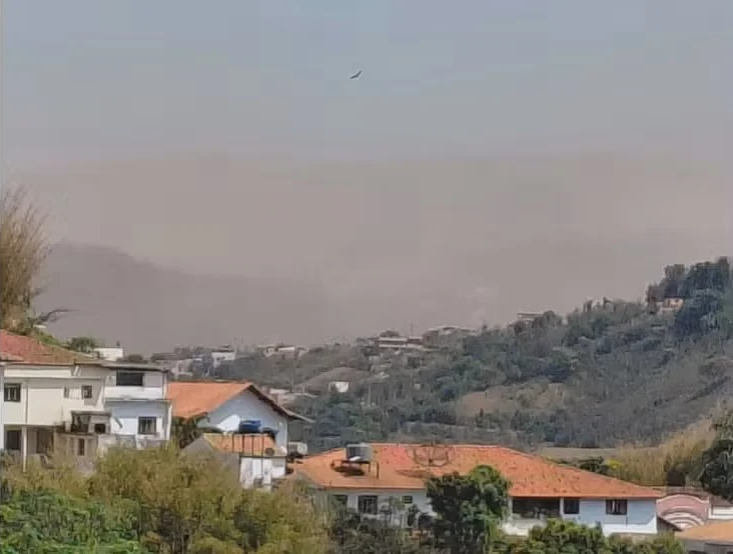 Prefeitura de Congonhas paralisa mineradoras após nuvem de poeira atingir a cidade