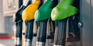 MPF pede suspensão do aumento de etanol na gasolina