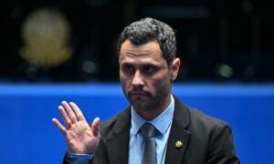 Republicanos descarta candidatura de Cleitinho ao Governo de Minas