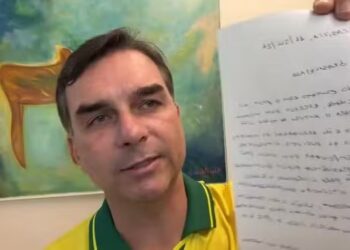 OAB contesta restrição de visitas de Flávio Bolsonaro a Jair Bolsonaro