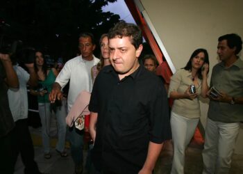 Dino autoriza 3º inquérito contra Lulinha por suspeita de tráfico de influência