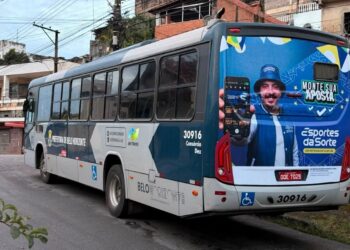 Motorista é rendido e obrigado a derrubar câmera do Olho Vivo em BH