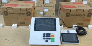 Distribuição de urnas eletrônicas começa em Minas Gerais nesta segunda-feira