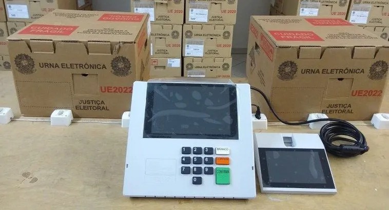 Distribuição de urnas eletrônicas começa em Minas Gerais nesta segunda-feira