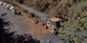 Vazamento de minério atinge córrego em Congonhas