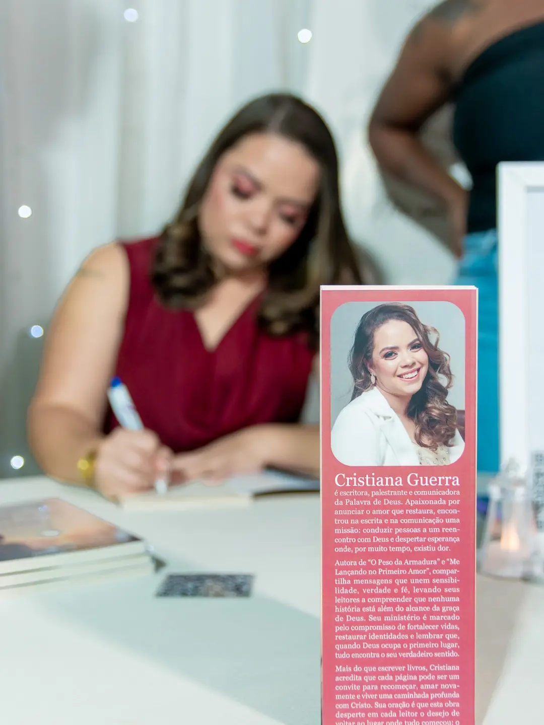 Lançamento do segundo livro de Cristiana Guerra