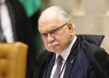 Fachin cancela sessão