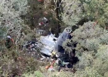 Helicóptero com cantor Rick é encontrado em Santa Catarina e cinco corpos são localizados