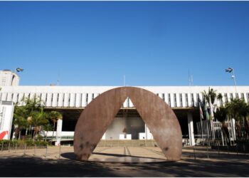 Deputados estaduais eleitos por Minas Gerais formam nova composição da ALMG