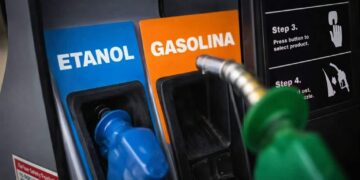 Preço do etanol em BH sobe mais que a gasolina e chega a R$ 4,96